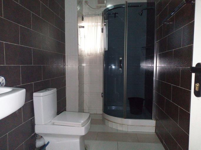 Bathroom 3, Eliata Hotel & Suites, Amuwo Odofin