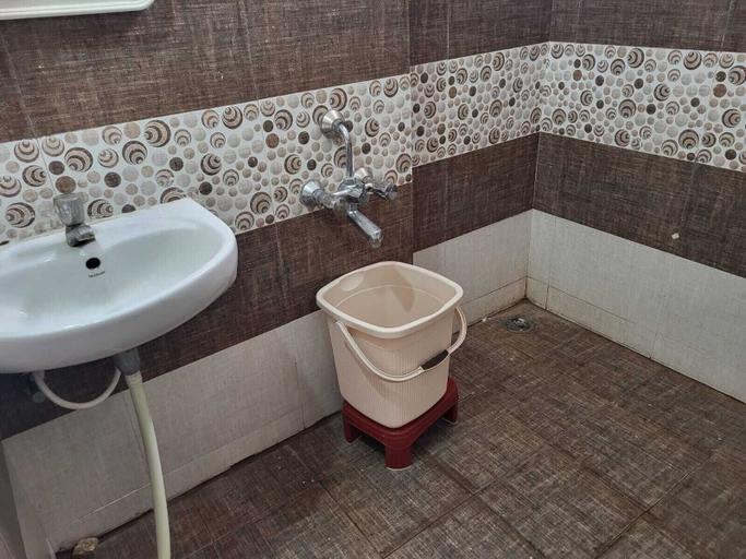 Bathroom 4, Sri Durga Homestay, Mysore