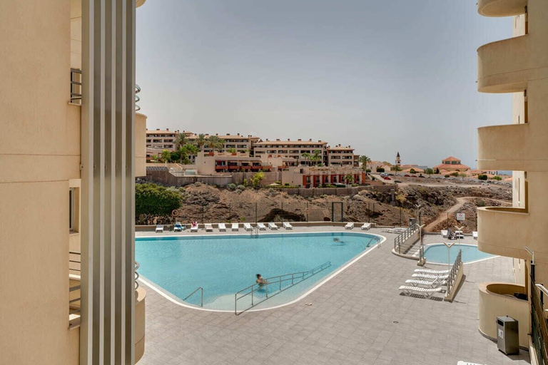 Pool 4, Charming 2-bedroom Apartment With Ocean Views in Adeje, Santa Cruz de Tenerife