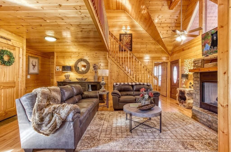 Living area 5, Serenity, Sevier