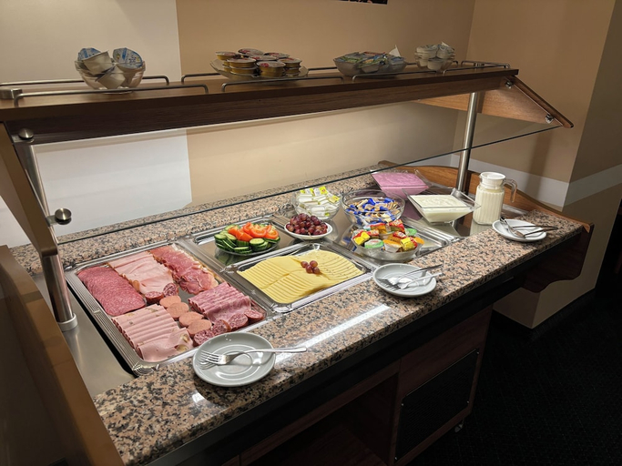 Food & Drinks 5, Arc Hotel, Saalekreis
