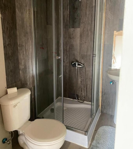 Bathroom 2, Casa Balmaceda, Coihaique