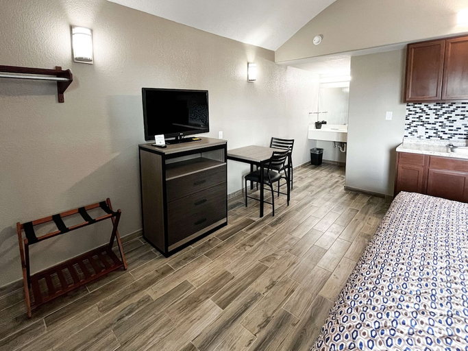 Others 4, Blue Wave Inn, Aransas