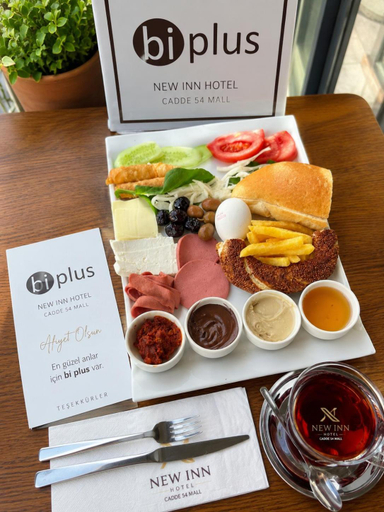 Food & Drinks 5, New Inn Hotel Cadde 54 Mall, Merkez