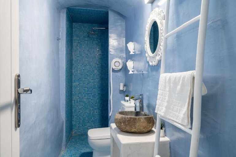 Bathroom 4, Fertimo Suites, South Aegean