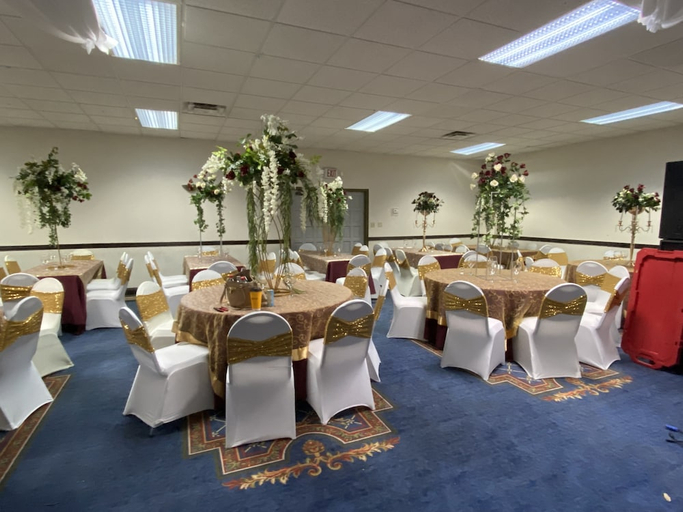 Food & Drinks 4, Days Inn by Wyndham Dothan, Houston