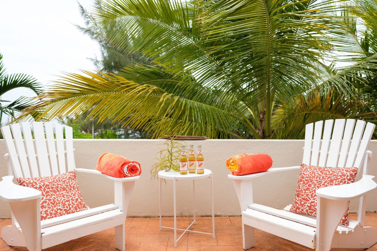 Room 5, Adrift- 3BR Beachfront Villa w Staff