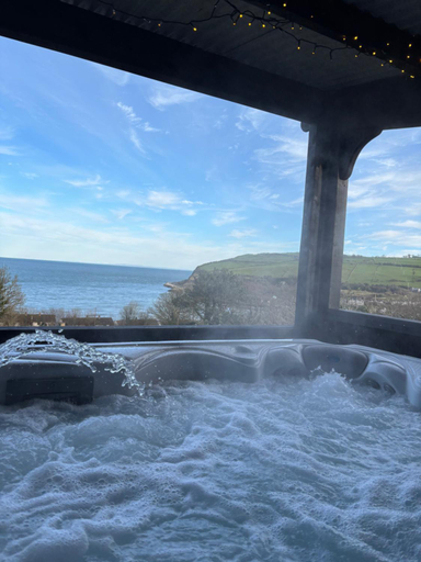 Sport & Beauty 5, Ocean View Pods, Mid and East Antrim