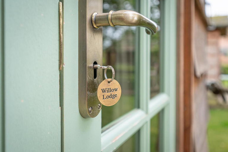 Others 5, Toad Hall Lodges - Luxury Glamping Lodges Near Southwold!, Suffolk