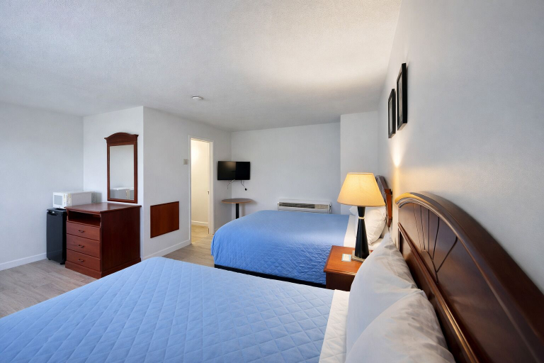 Bedroom 4, Relax Inn Smyrna Dover Coastal Gateway, Kent