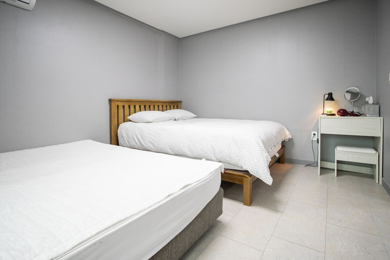 Bedroom 2, Gapyeong Blossom Pension, Gapyeong