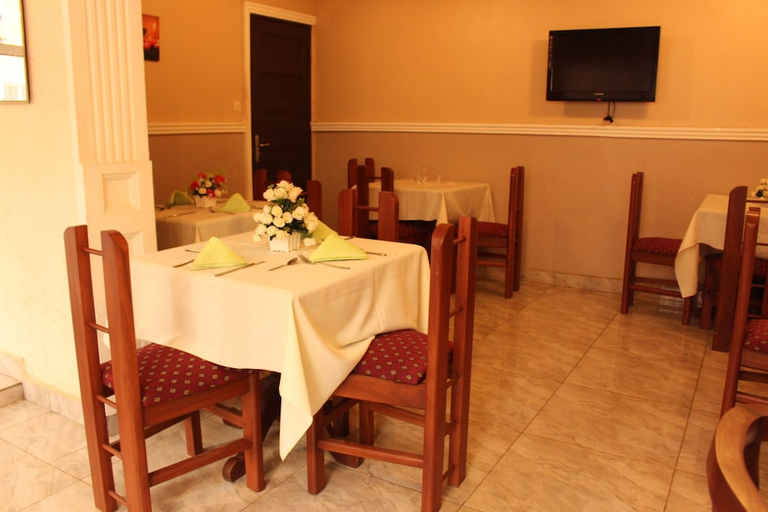 Food & Drinks, Indra Hotel, Mfoundi