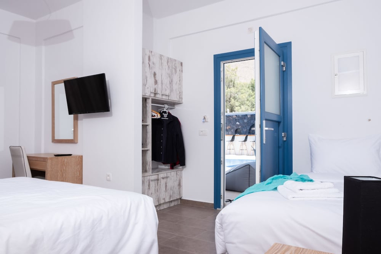 Bedroom 4, Tristhenia Hotel, South Aegean