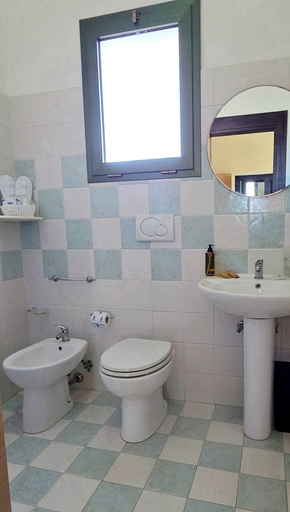Bathroom 5, Hotel Alba Chiara, Lecce