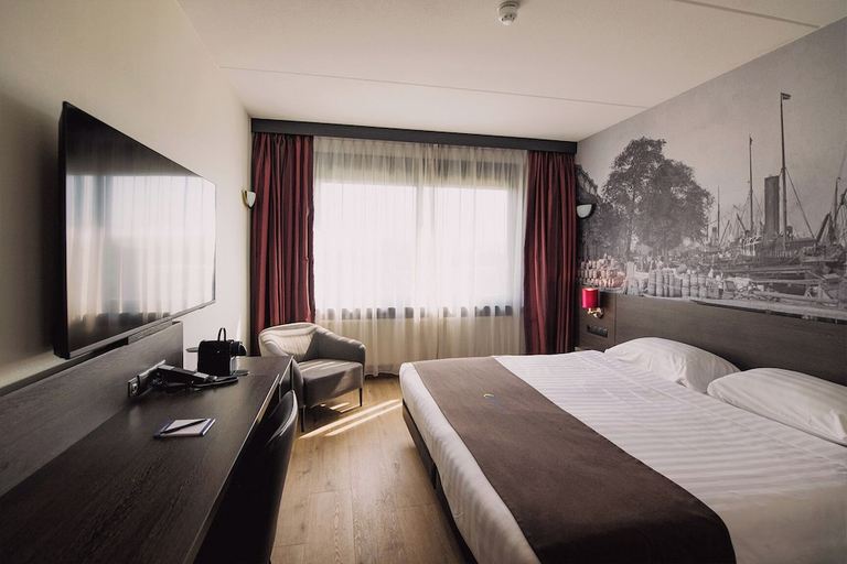Bedroom 3, Bastion Hotel Rotterdam Zuid, Rotterdam