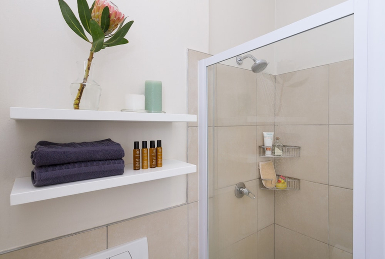 Bathroom 3, Quiver Tree Self Catering Apartments, Cape Winelands