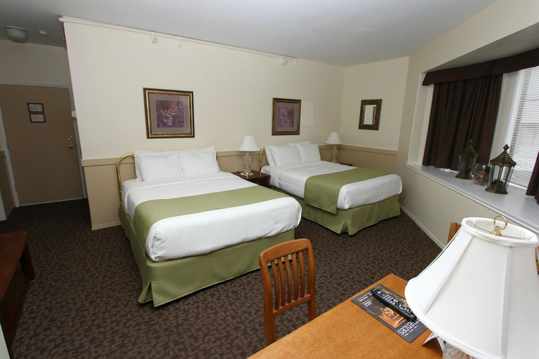 Bedroom 2, Royal Hotel, Fraser Valley