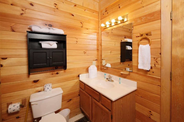 Bathroom 2, Smoky Mountain Jewel Unit 2, Sevier