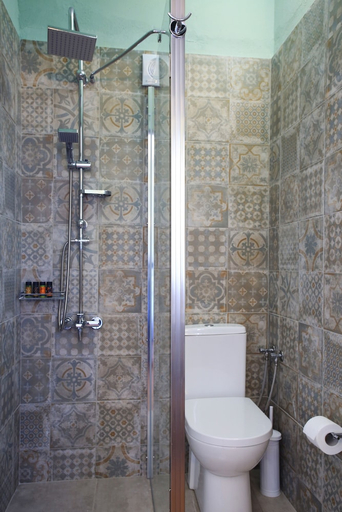 Bathroom 5, Villa Pasiphae, Faistos