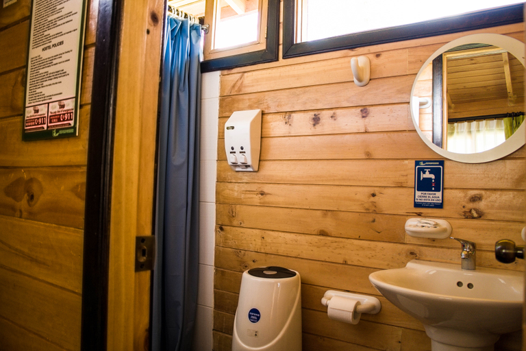 Bathroom 5, Hosteria Airport Garden, Quito