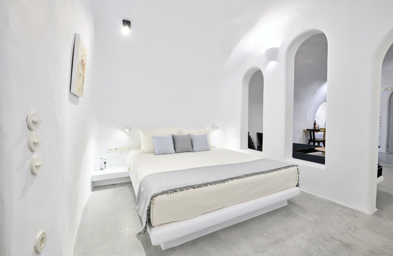 Bedroom 2, Cave Suite Oia, South Aegean
