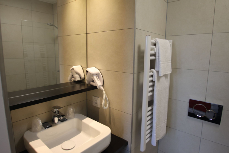 Bathroom 4, Encore Hotel, Haute-Savoie