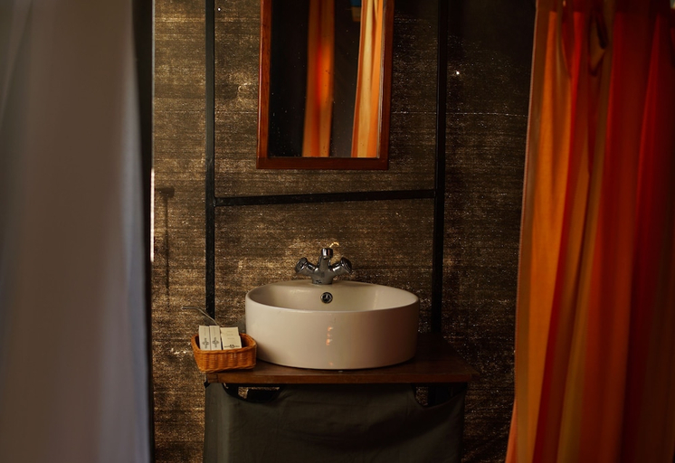 Bathroom 3, Big Game - Udawalawe by Eco Team, Thanamalvila