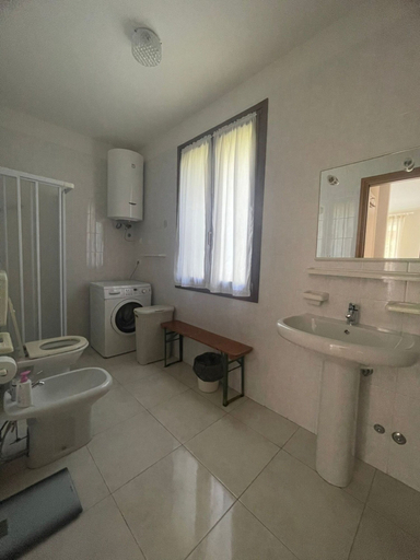 Bathroom 5, Delightful Villa With Garden and Pool in Albarella, Rovigo