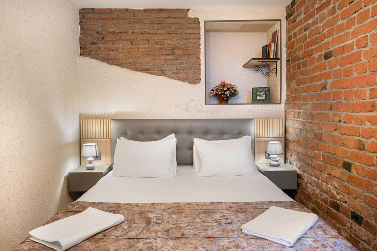 Bedroom 2, 6 Unique Apartments, Tbilisi