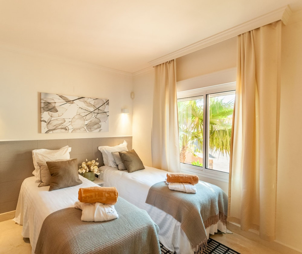 Bedroom 3, Aloha Hill Club Golf and Spa, Málaga