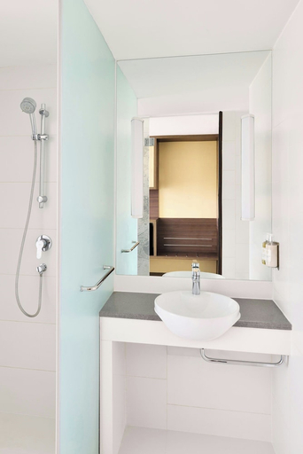 Bathroom 4, Fairfield By Marriott Ahmedabad, Ahmadabad