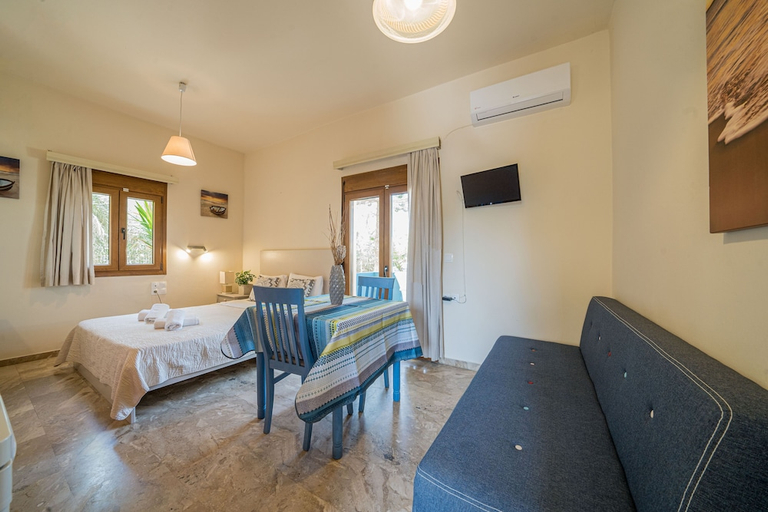 Bedroom 4, Frank Apartments, Crete