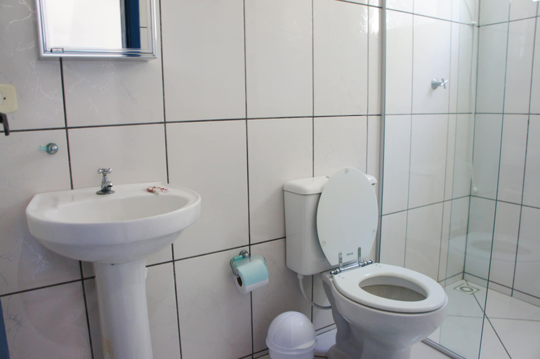 Bathroom 3, Pousada Canario Azul, Bombinhas