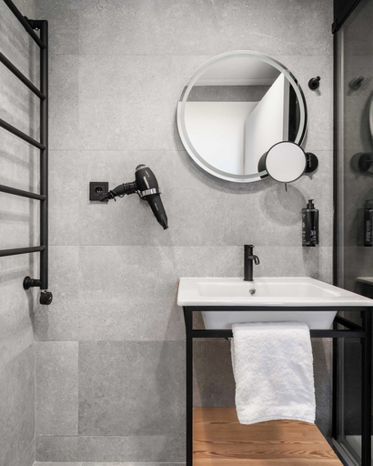 Bathroom 4, Limehome Madrid Ventas, Madrid
