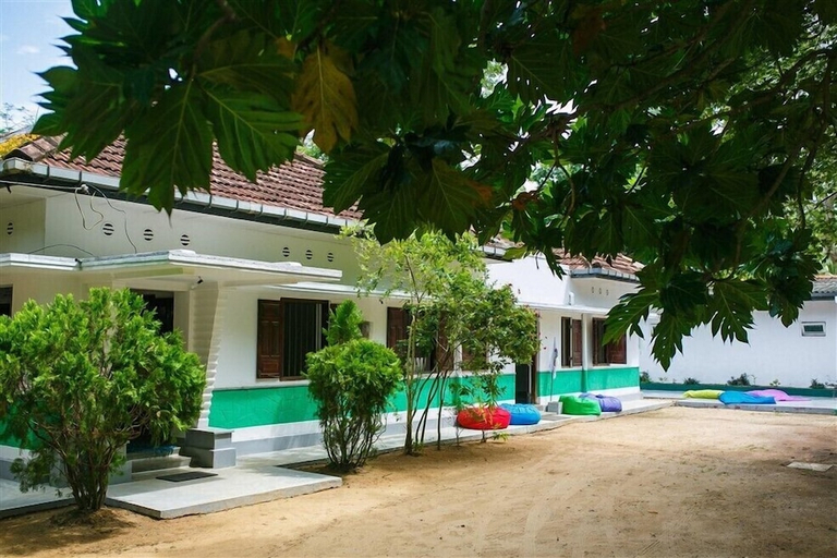 Exterior & Views 1, Hostel First Mirissa, Weligama