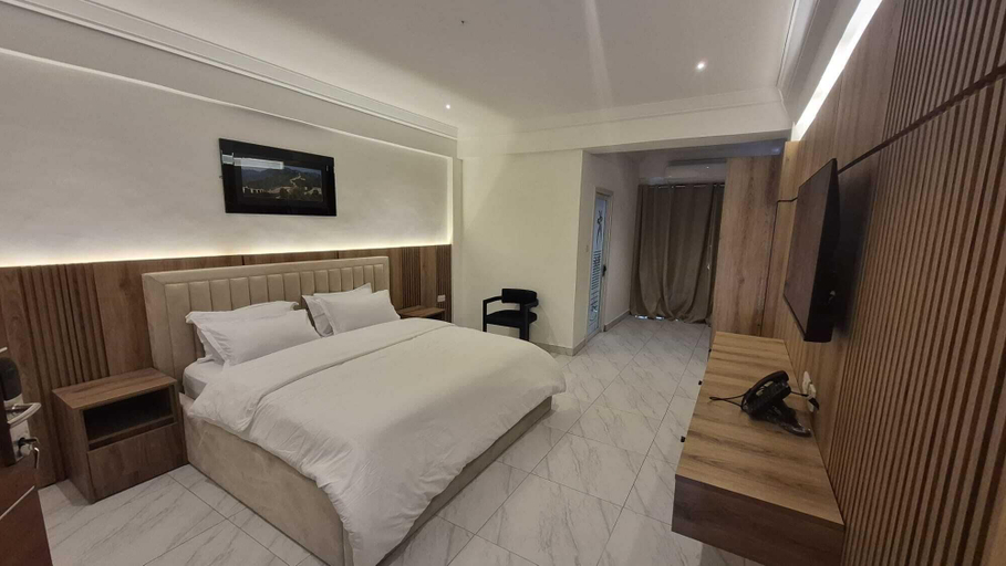 Room 5, Bruce Palace Hotel, Awutu Efutu Senya