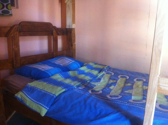 Bedroom 3, Bananyana Backpackers, Chobe