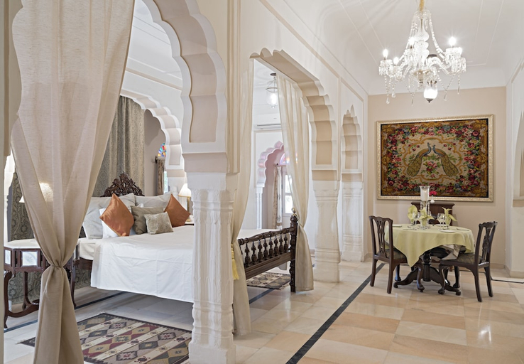Bedroom, Alsisar Mahal - A Heritage Hotel, Jhunjhunun