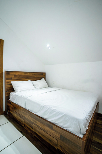 Room 5, Lobster Beach Resort, Ibeju/Lekki