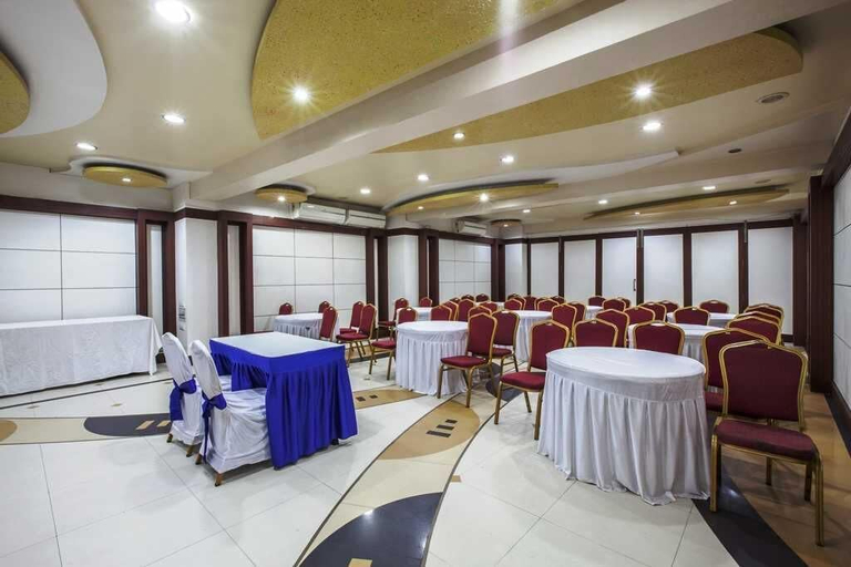 Meeting facility 4, Palette River Front Railway Station, Ahmadabad