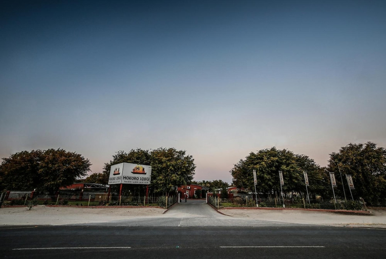 Others 5, Mokoro Lodge, Ngamiland East