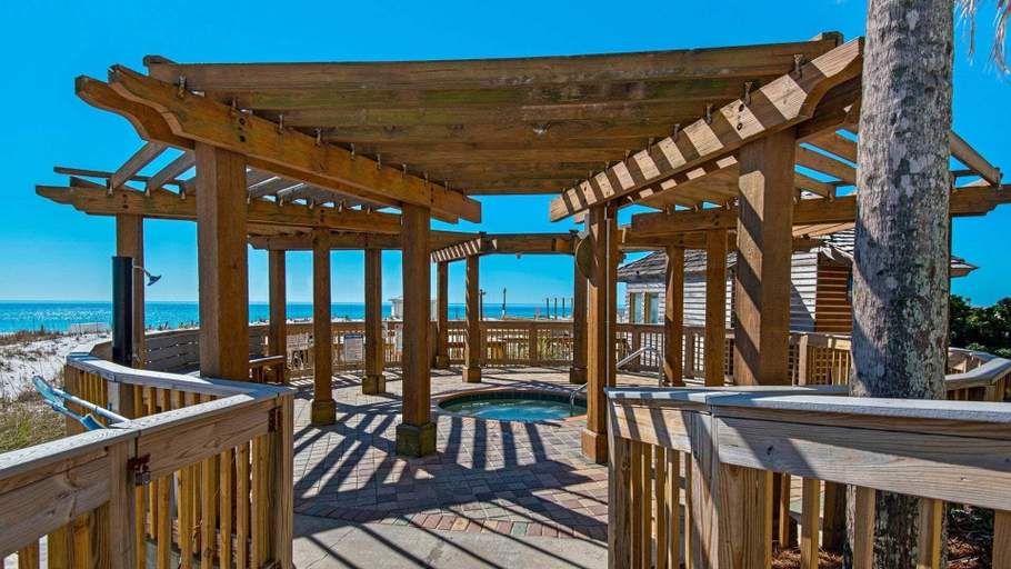 Outdoor spa tub, Terrace At Pelican Beach 602 2 Bedroom Home, Okaloosa