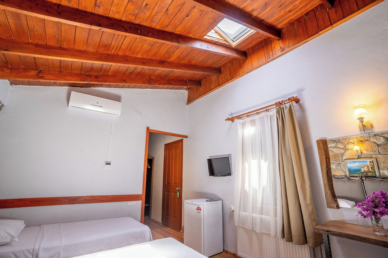 Bedroom 2, Armagrandi Hotel Bozcaada-Special Category, Bozcaada