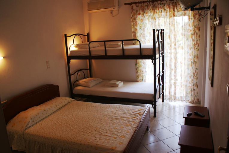 Bedroom 2, Villa Iris, East Macedonia and Thrace