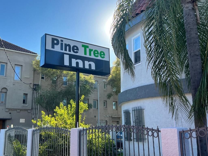 Exterior & Views 2, Pine Tree Inn, Los Angeles