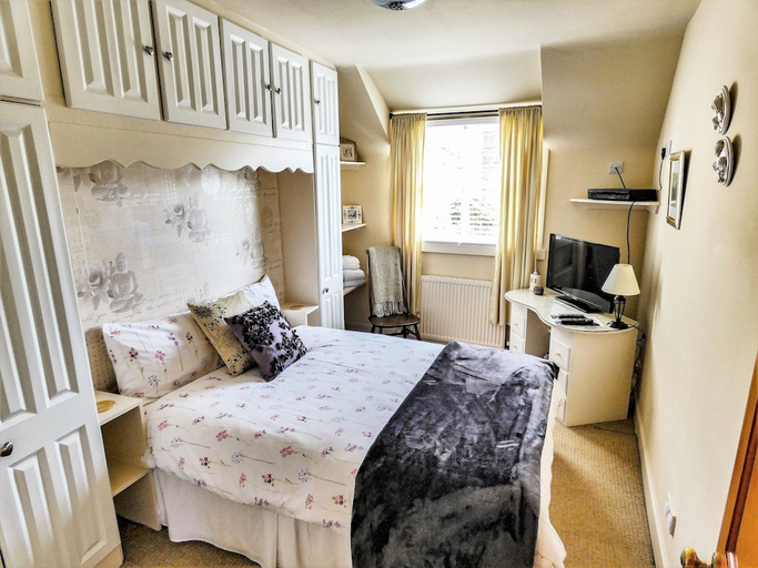 Bedroom 2, Honeybrook, Perthshire and Kinross