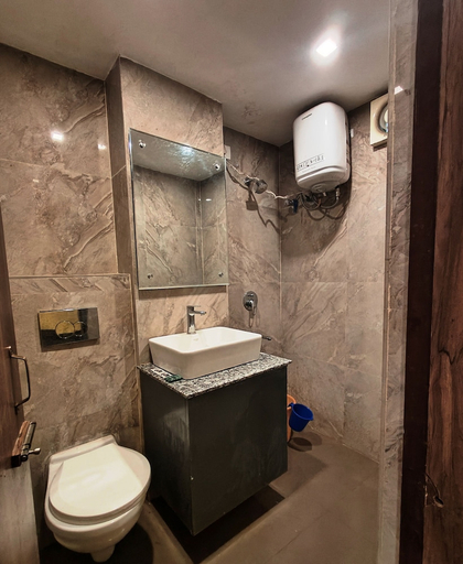 Bathroom 4, Green Valley Hotel, Kamrup Metropolitan