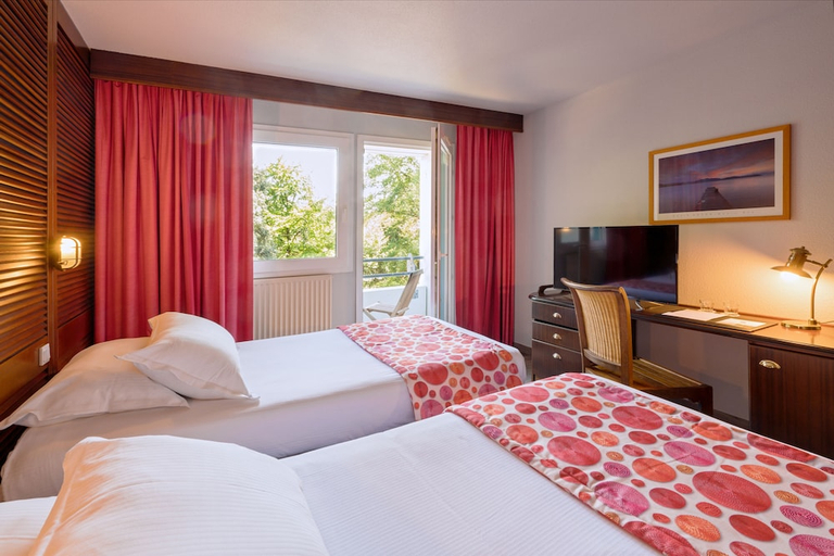 Bedroom 2, HOTEL ET RESIDENCE KERJULIETTE, Loire-Atlantique