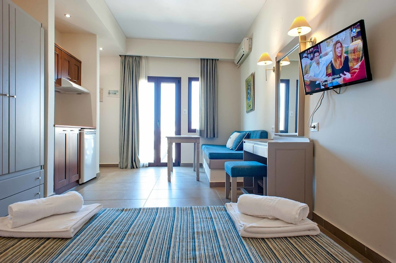 Bedroom 3, Frideriki Studios & Apartments, Crete