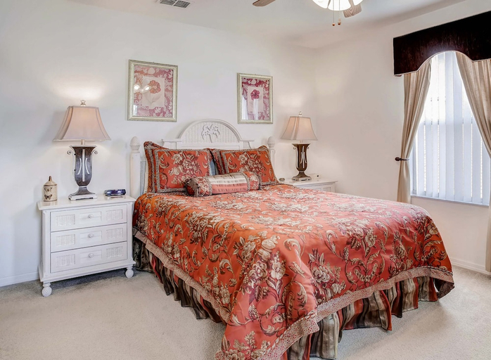 Bedroom 1, Sunseeker Villa, Polk